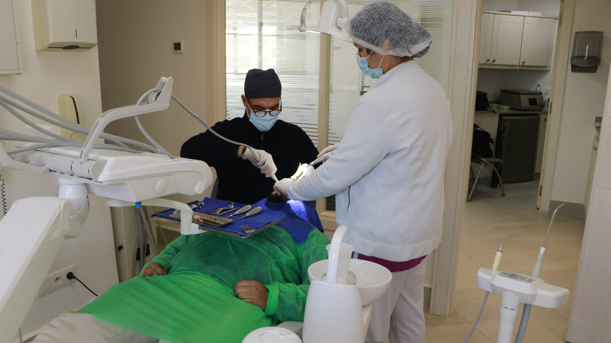 Implant